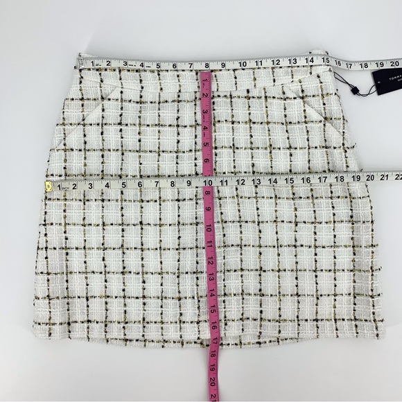 Tommy Hilfiger NWT Ivory Black Gold Plaid Tweed Mini Pencil Pocketed Skirt, 8 - Picture 15 of 16
